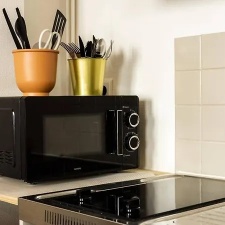 Studio haut de gamme, Rénovation neuve style 4 étoiles Apartamento