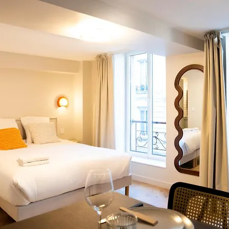 De Gamme, Renovation Neuve Style 4 Etoiles Daire
