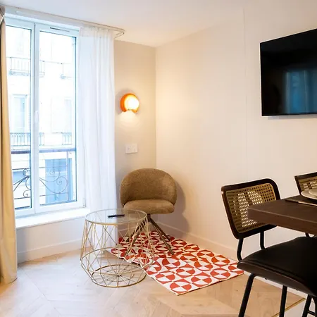 De Gamme, Renovation Neuve Style 4 Etoiles Daire